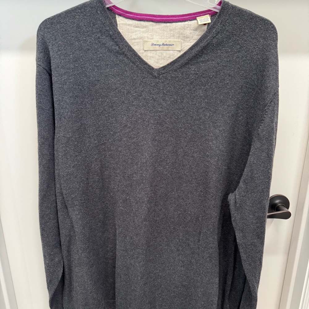 Tommy Bahama Gray V-Neck Sweater